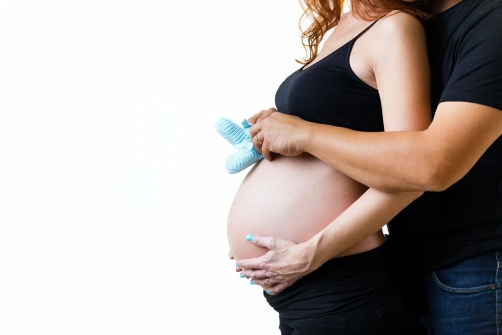 beneficios de contar con una poliza de embarazo