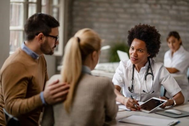 médicos especialistas poliza de salud colombia